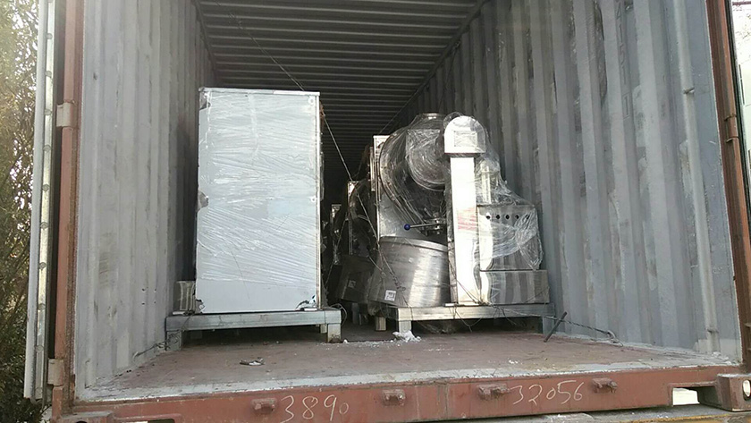 泰國客戶購買12套JHX-P 100L醫(yī)藥噴液雙運動混合機